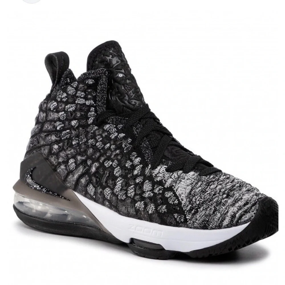 LeBron 17 Basketball Shoes In A Size 8